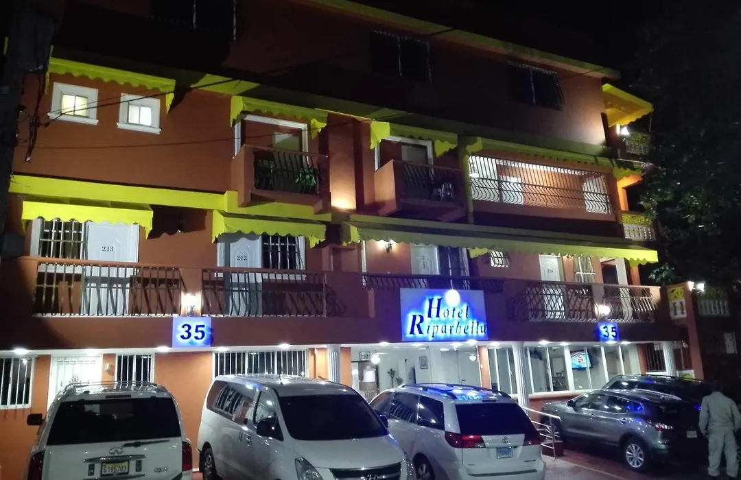 Hotel Riparbella-1